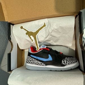 Toddler Jordan 11 CMFT Low 8C